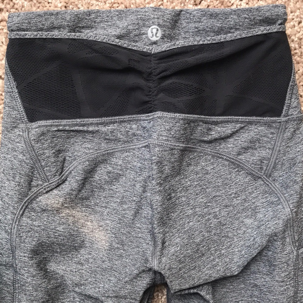 ❤️Lululemon athletica cropped legging size two - Picture 2 of 6